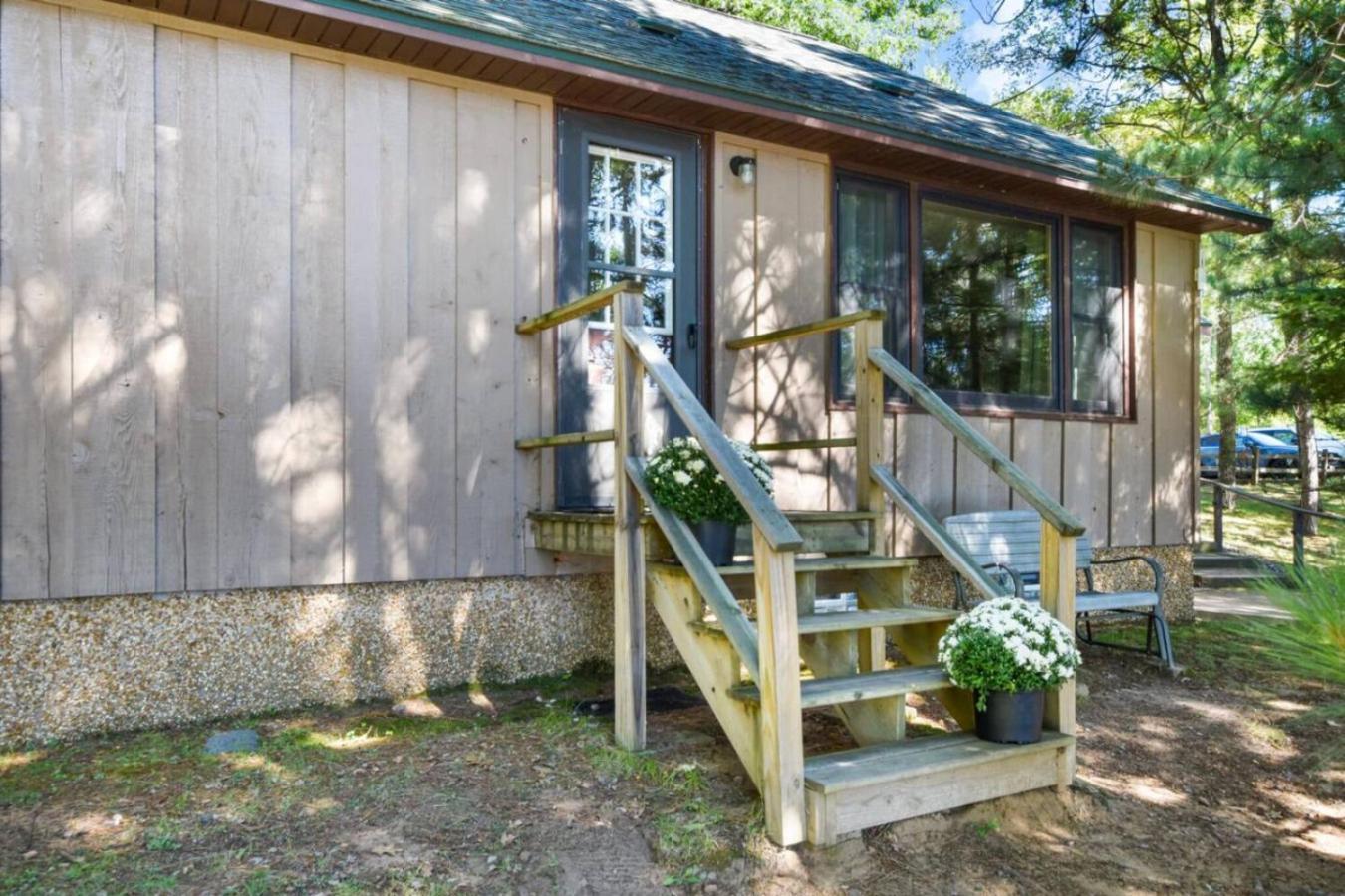 Bayview Resort Sunset Lookout Cabin 6 Saint Germain 외부 사진